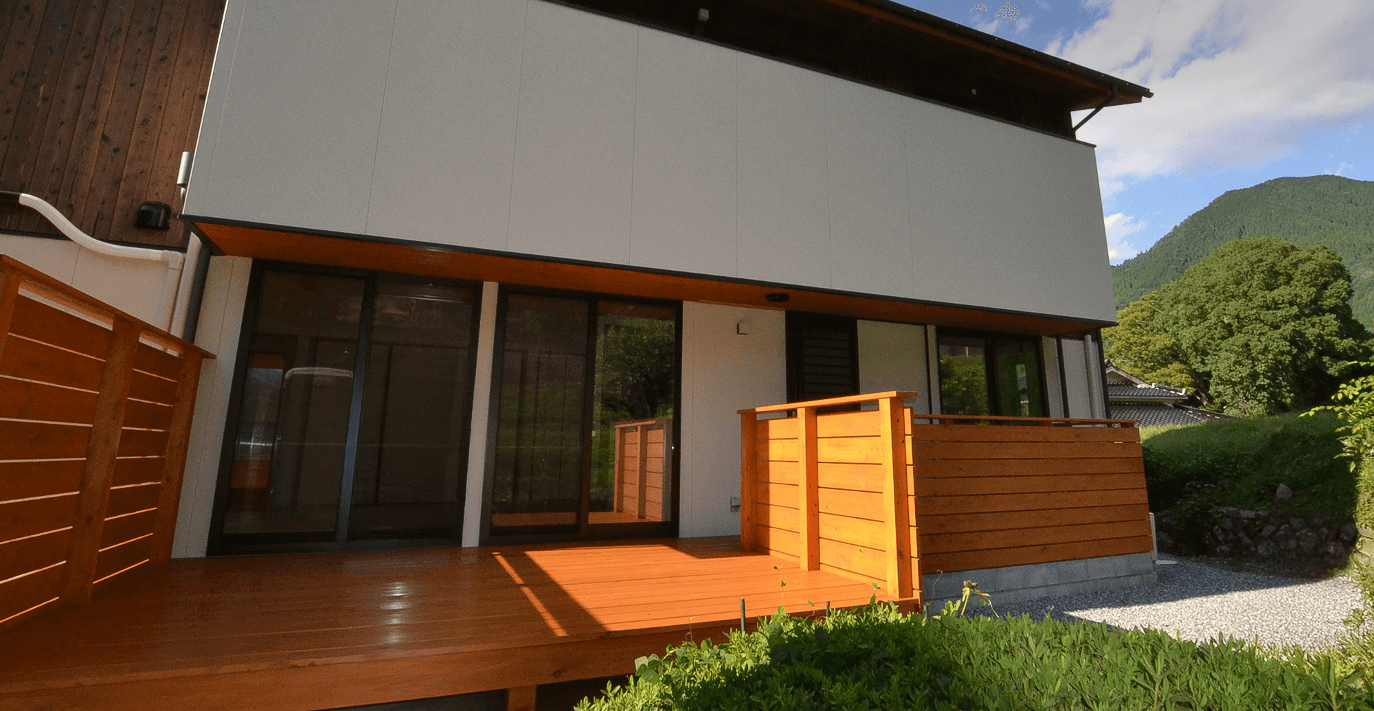 木と暮らす、ぬくもりのある住まい 自然と人をつなぐ、未来を想う設計を、これからも。